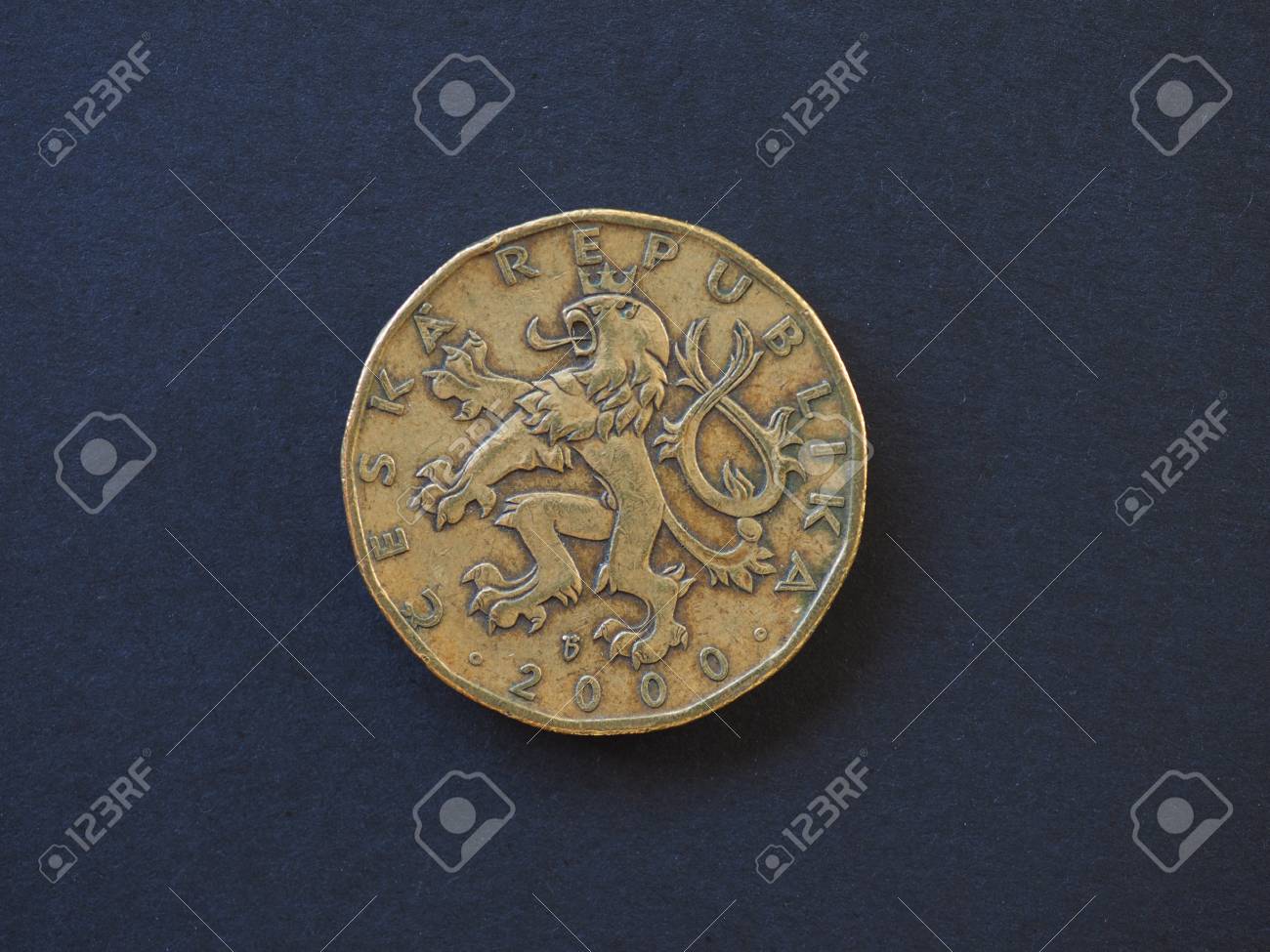 20 コルナ硬貨 (CZK)、チェコ共和国の通貨の写真素材・画像素材 Image 68527451