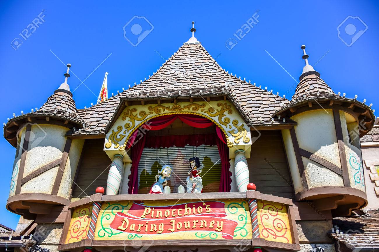 千葉県 ピノキオの冒険ファンタジー 東京ディズニーランドの旅 の写真素材 画像素材 Image