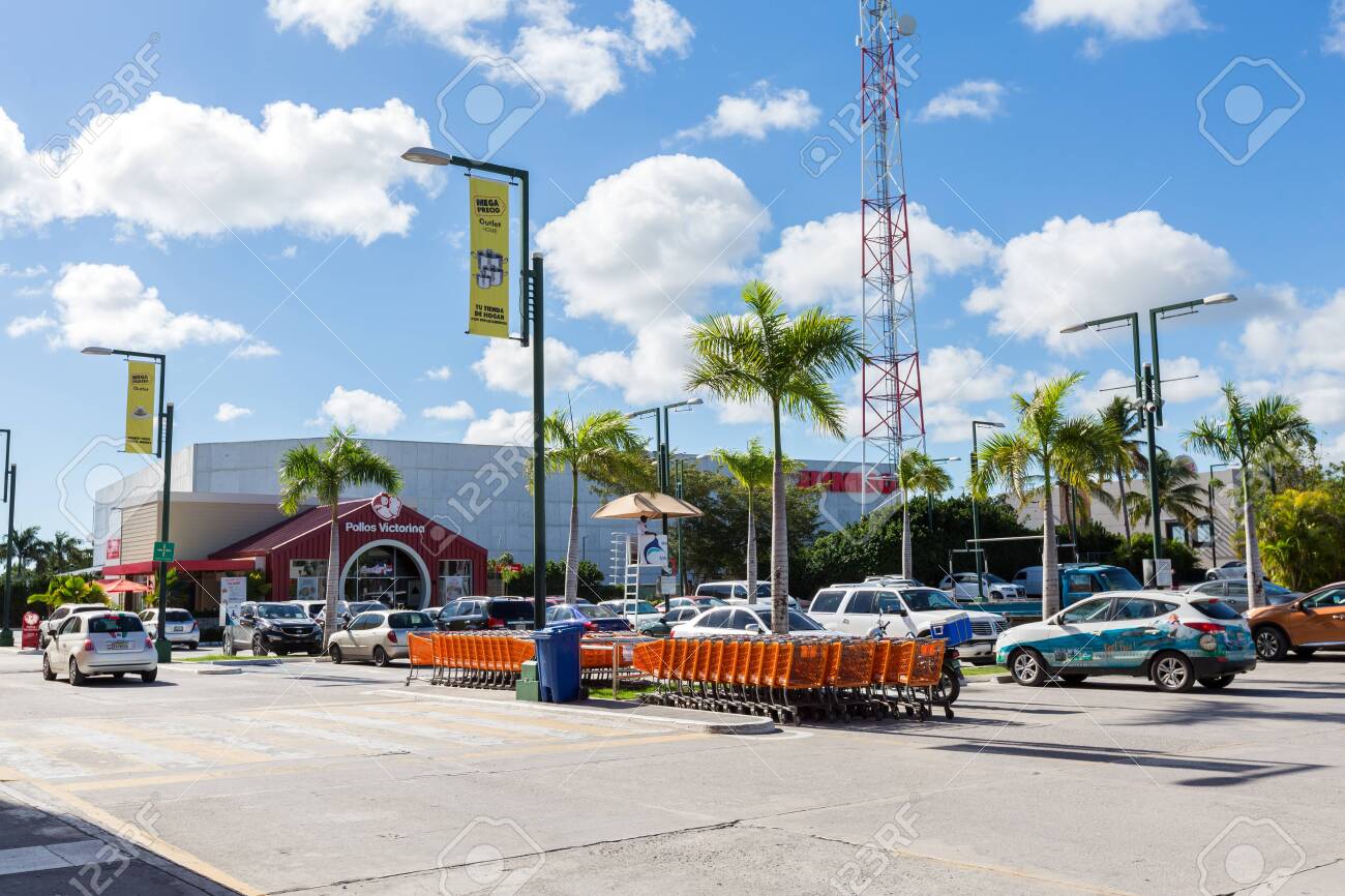 Bavaro Punta Cana Dominican Republic 19 January 2019 Sanjuan Stock Photo Picture And Royalty Free Image Image 128209936