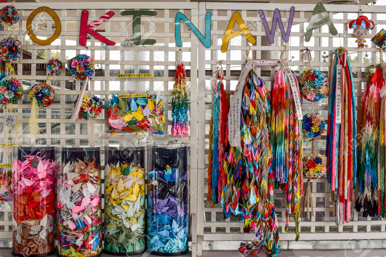 Okinawa war memorial colorful paper albatross chains - 151596553 Okinawa war memorial colorful paper albatross chains - 151596553