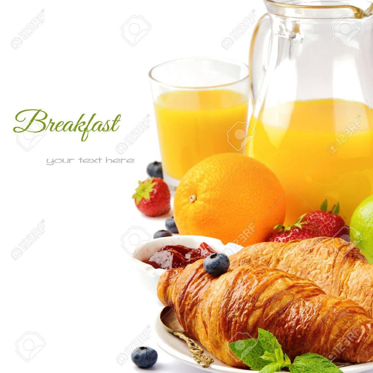 朝食のオレンジ ジュース 焼きたてのクロワッサンを白で隔離と の写真素材 画像素材 Image