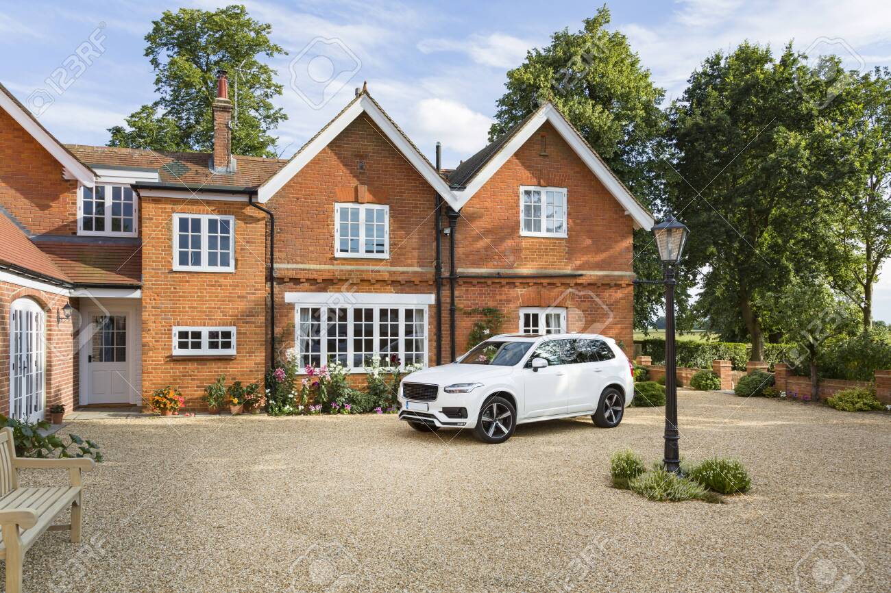 Large executive mansion house and luxury car in a rural setting, Buckinghamshire, England, UK - 130100344 Large executive mansion house and luxury car in a rural setting, Buckinghamshire, England, UK - 130100344