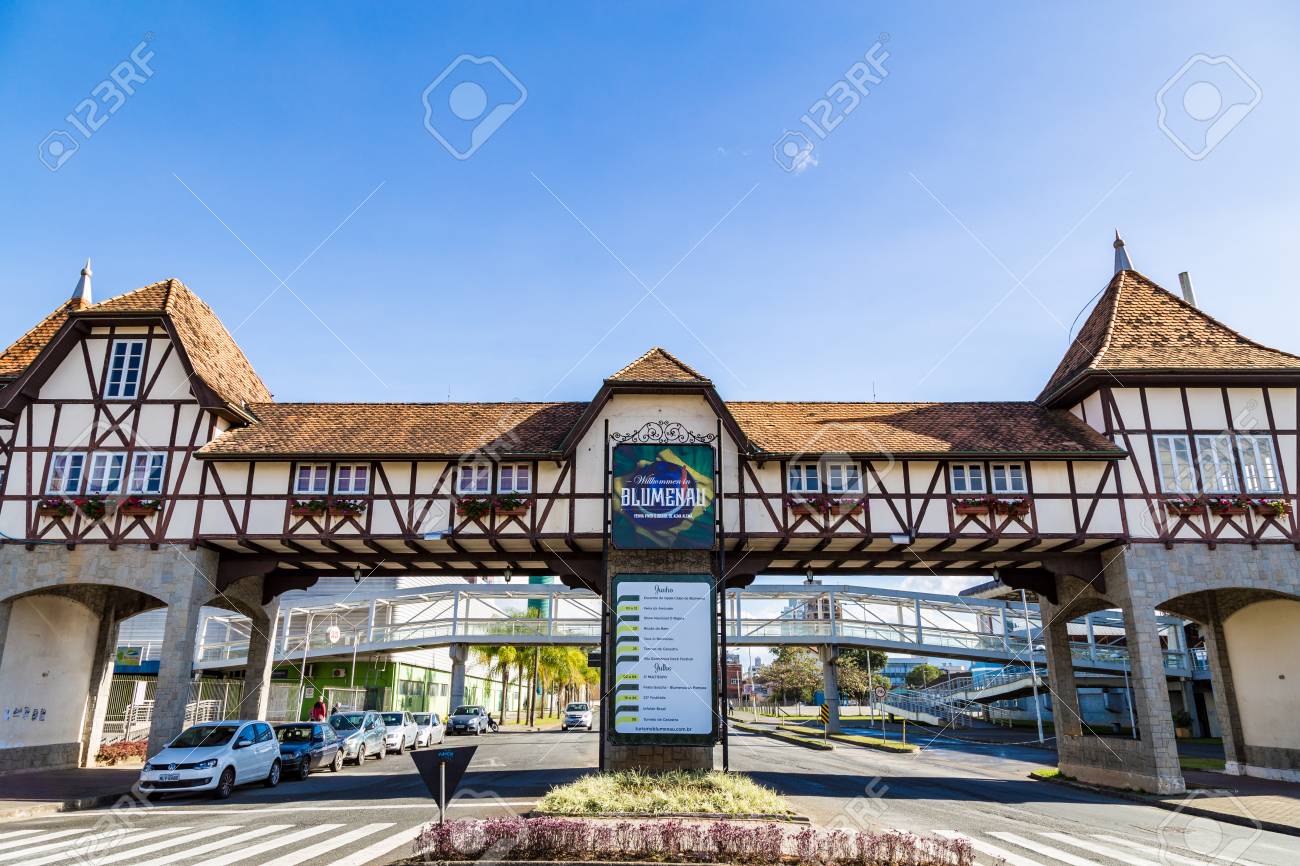 Blumenau Santa Catarina fonte: previews.123rf.com Fonte: previews.123rf.com