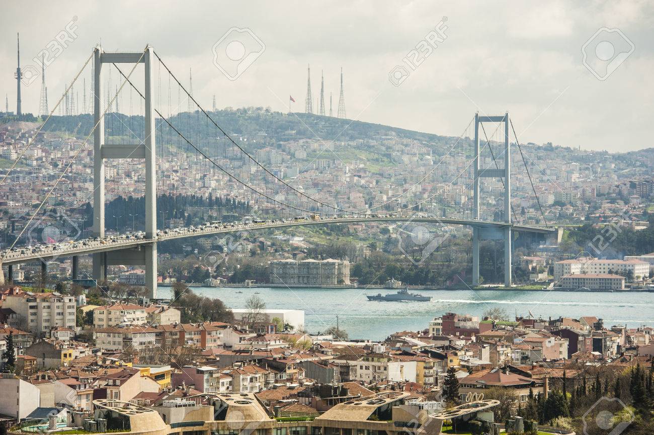 トルコ イスタンブールの川の有名なボスポラス海峡懸濁液橋の眺め の写真素材 画像素材 Image トルコ イスタンブールの川の有名なボスポラス海峡懸濁液橋の眺め の写真素材 画像素材 Image