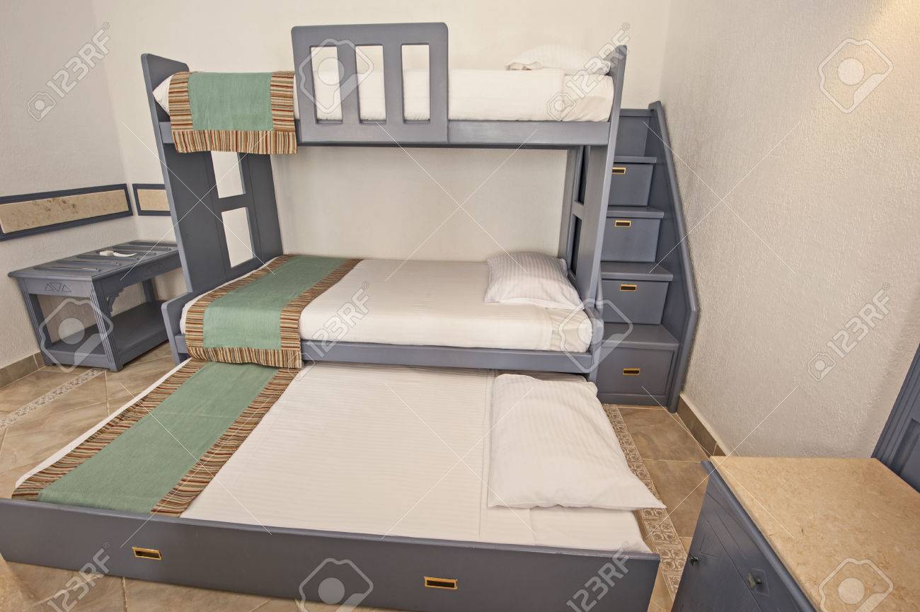 Space Saving Bunk Bed Cool Space Saving Bunk Beds In Family Bedroom Storage Concept Idea Inspiration Space Saving Bunk Bed Entrancing Space Saving Bunk Beds In Family Bedroom Storage Concept Idea Decorating Design