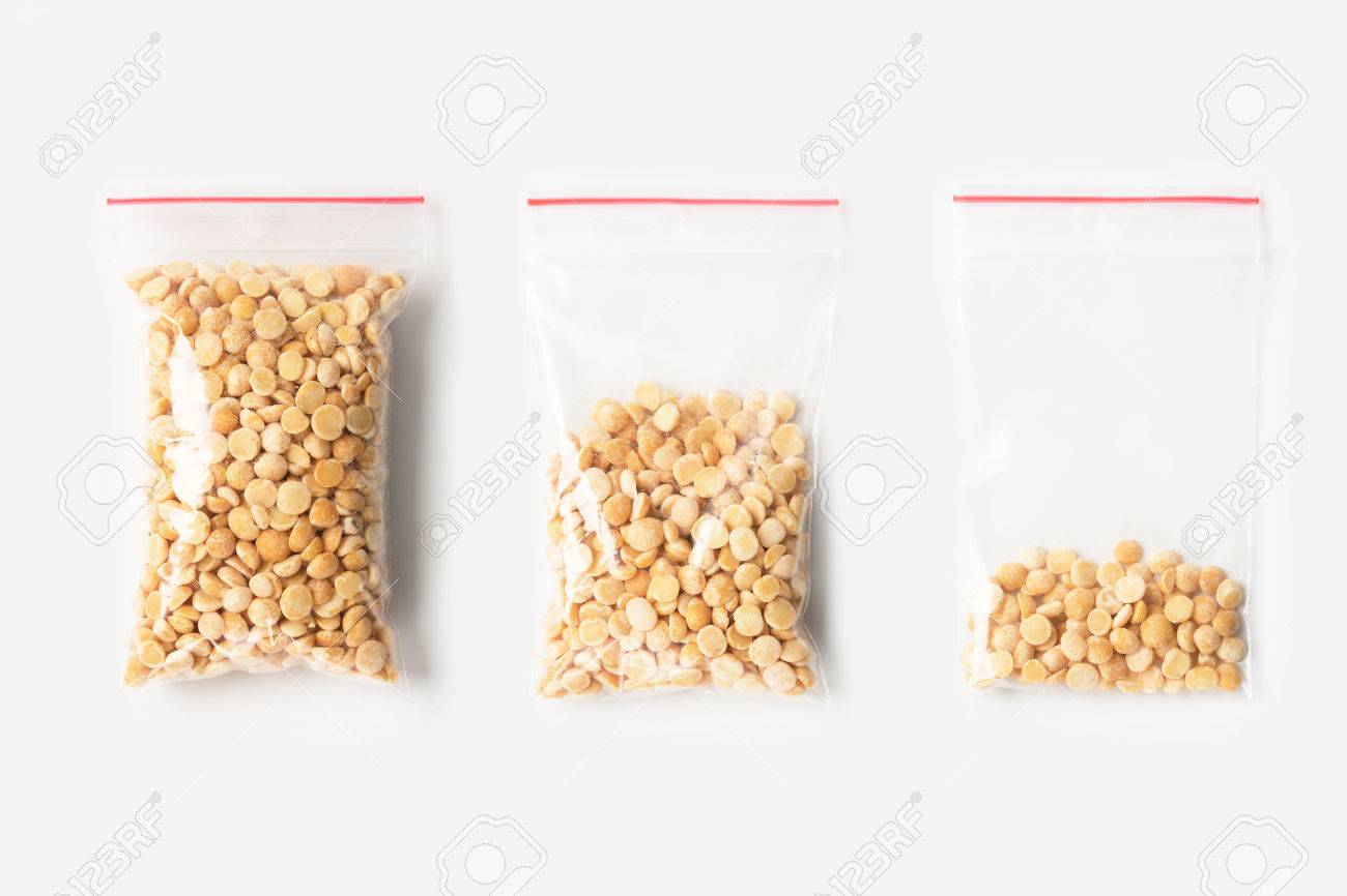 Download Set Of Three Empty Half And Full Plastic Transparent Zipper Bag With Wholegrain Raw Pasta Isolated On White Vacuum Package Mockup With Red Clip Concept Banco De Imagens Royalty Free Ilustracoes Imagens
