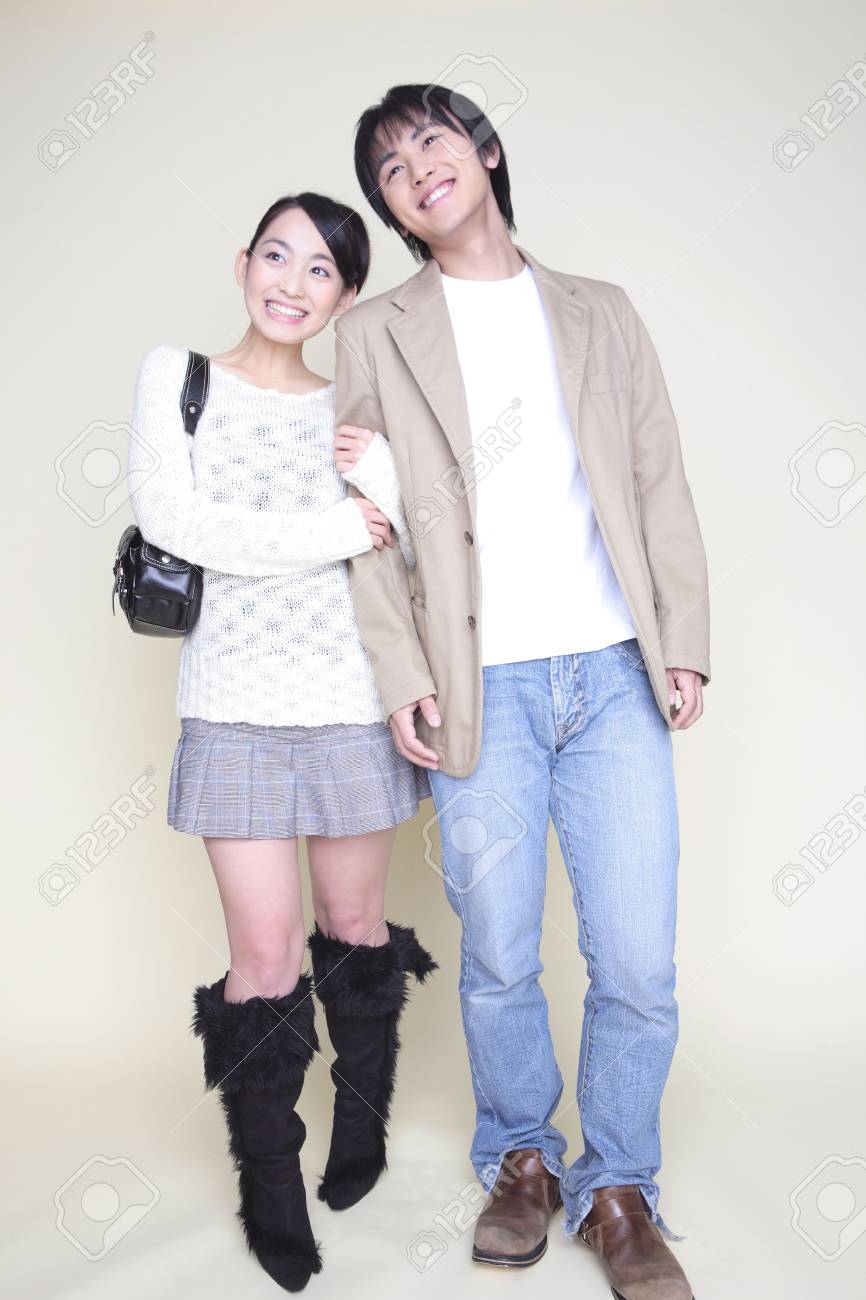 日本の若いカップル の写真素材 画像素材 Image 日本の若いカップル の写真素材 画像素材 Image