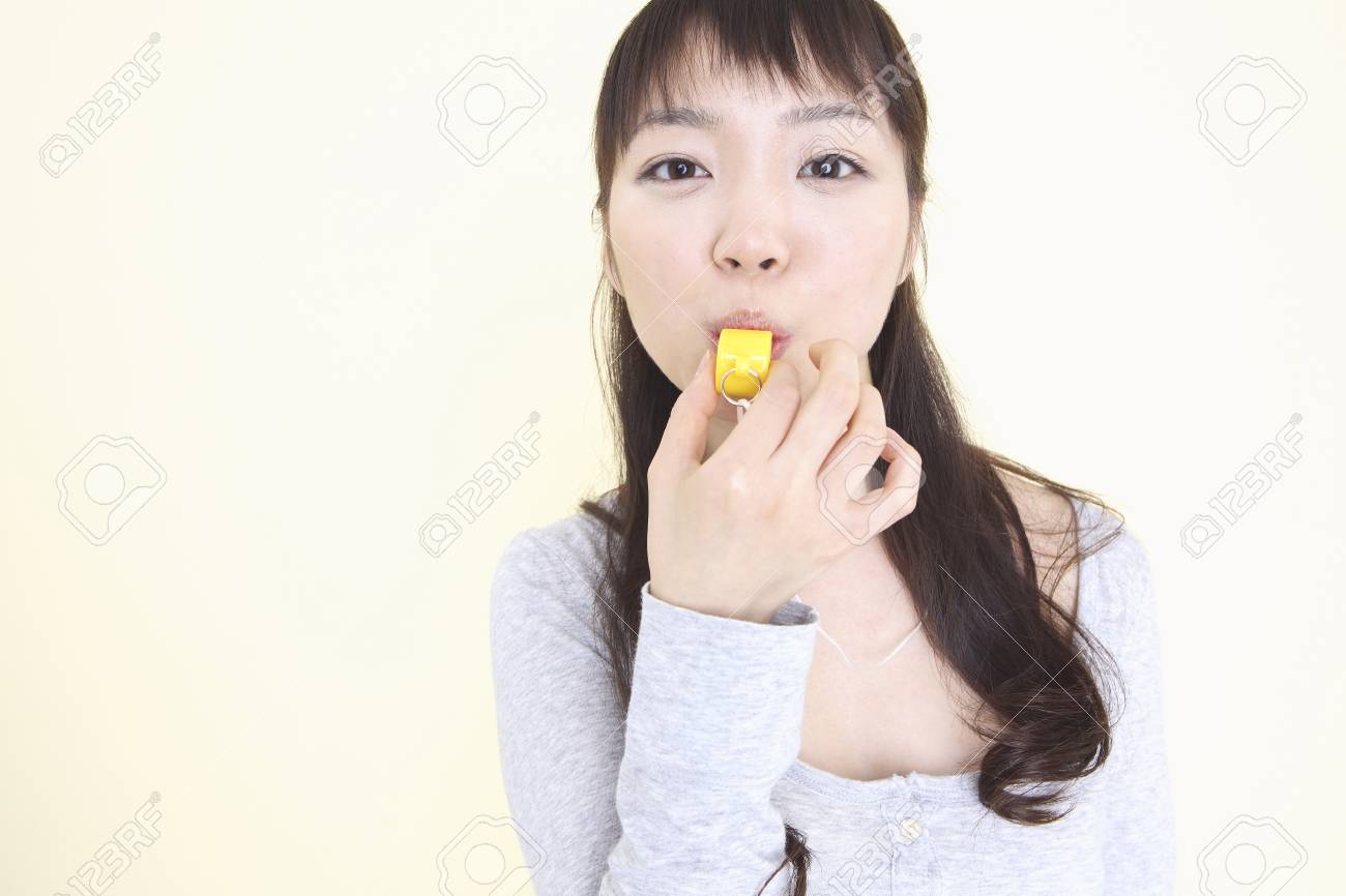 笛を吹く女性 無料画像＆写真 46229623