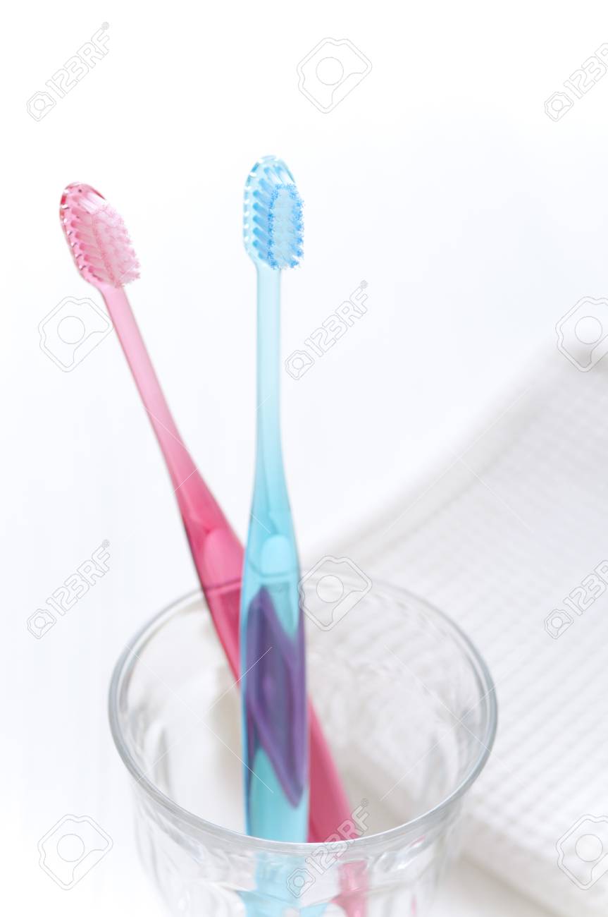 歯ブラシのペア の写真素材・画像素材. Image 46372205.