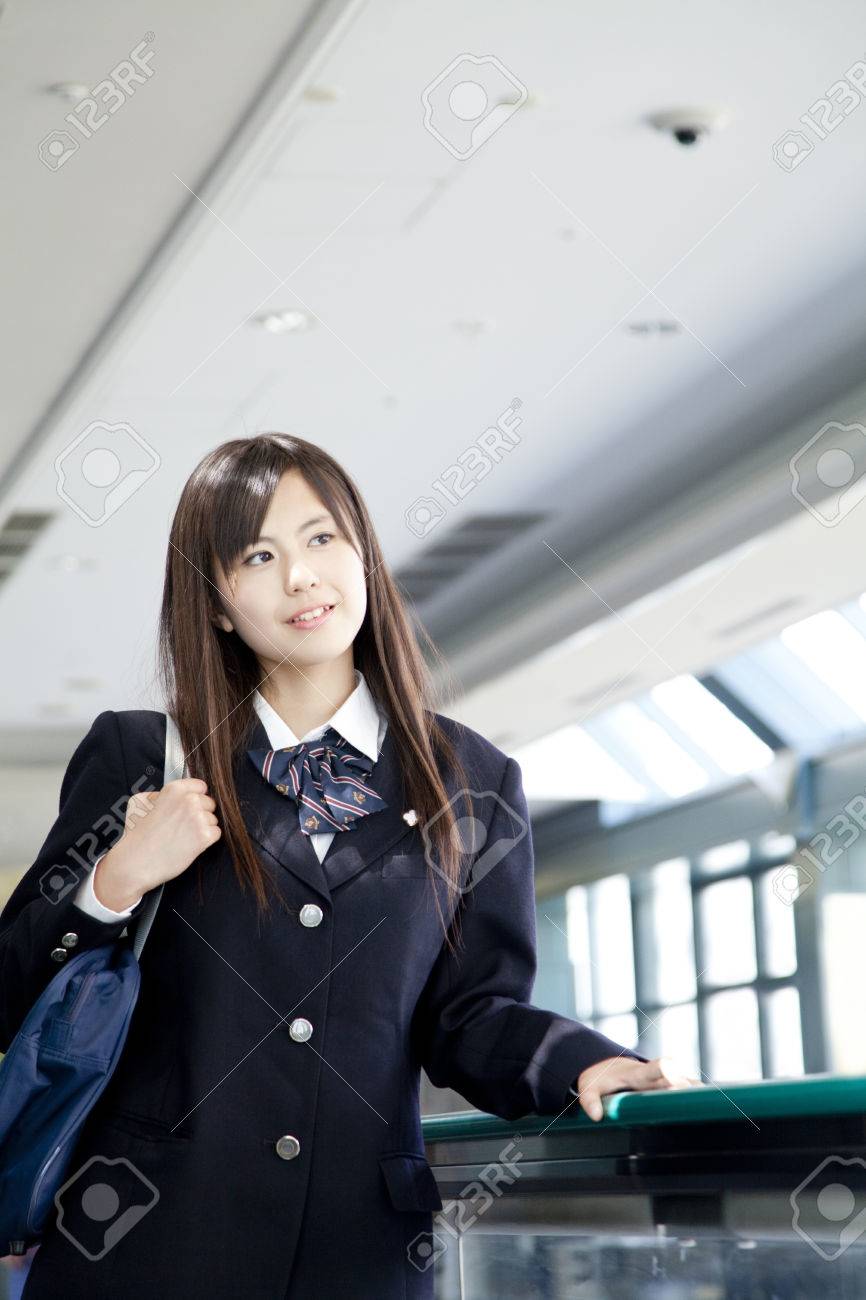 街撮り美少女JK投稿画像掲示板 
