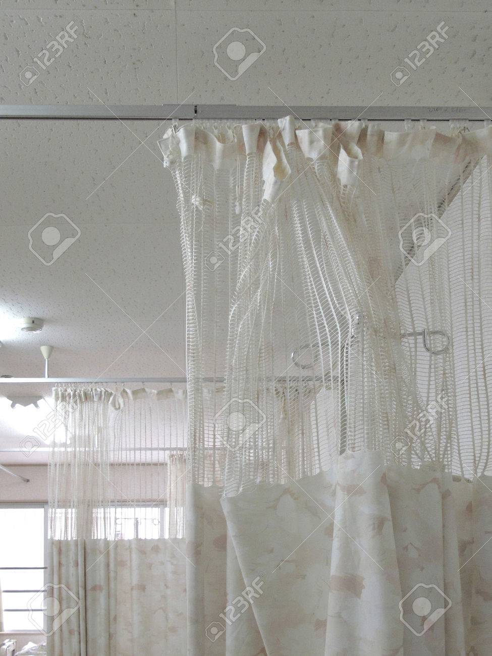 Cloison Rideau D\'une Chambre D\'hôpital Banque D\'Images Et Photos ... Cloison Rideau D\'une Chambre D\'hôpital Banque D\'Images Et Photos ...