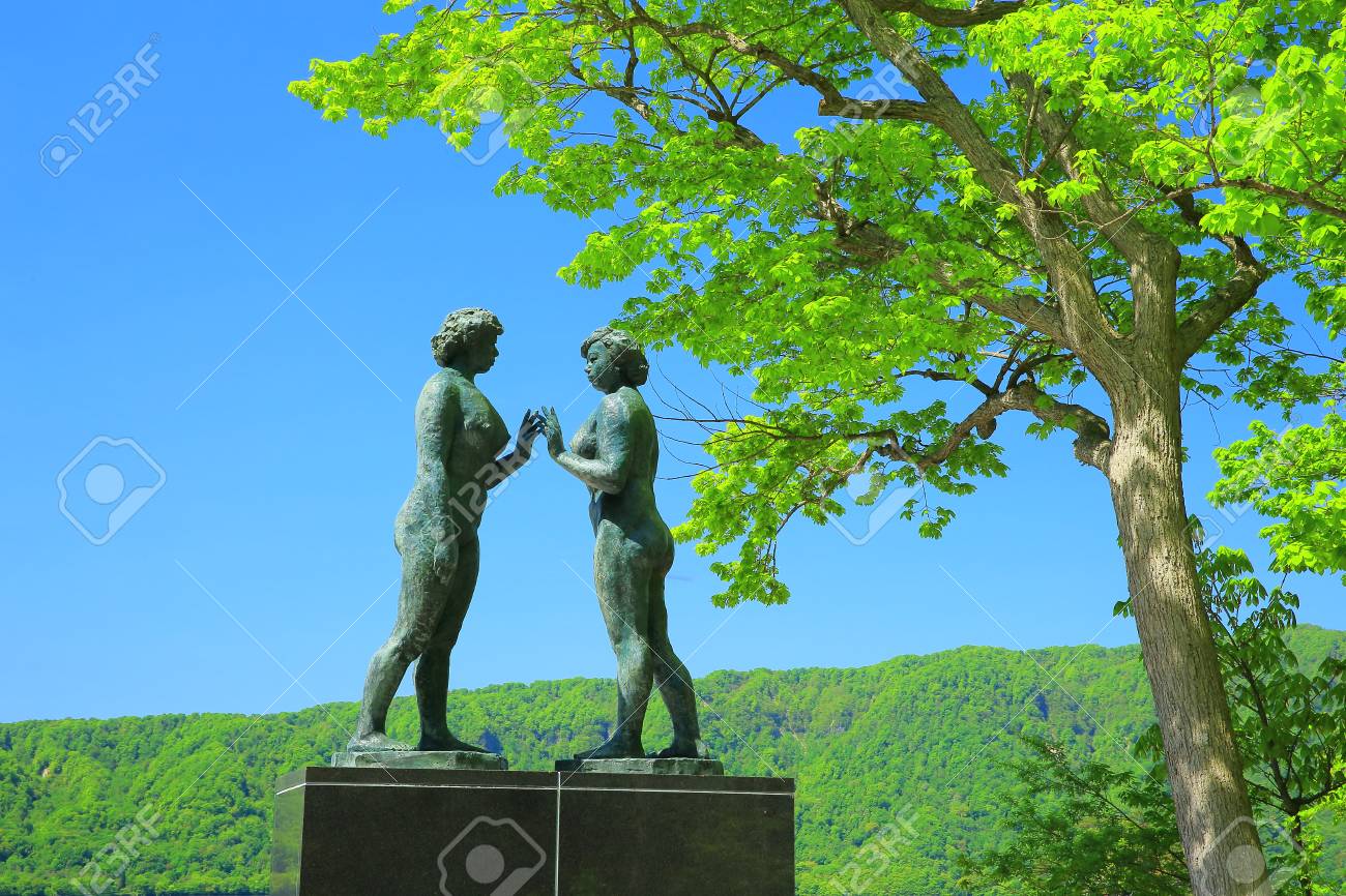 十和田湖乙女の像の写真素材・画像素材 Image 72074549