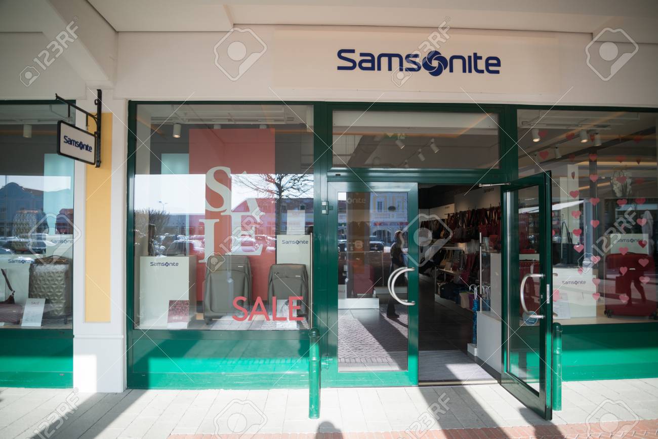 samsonite nearest store
