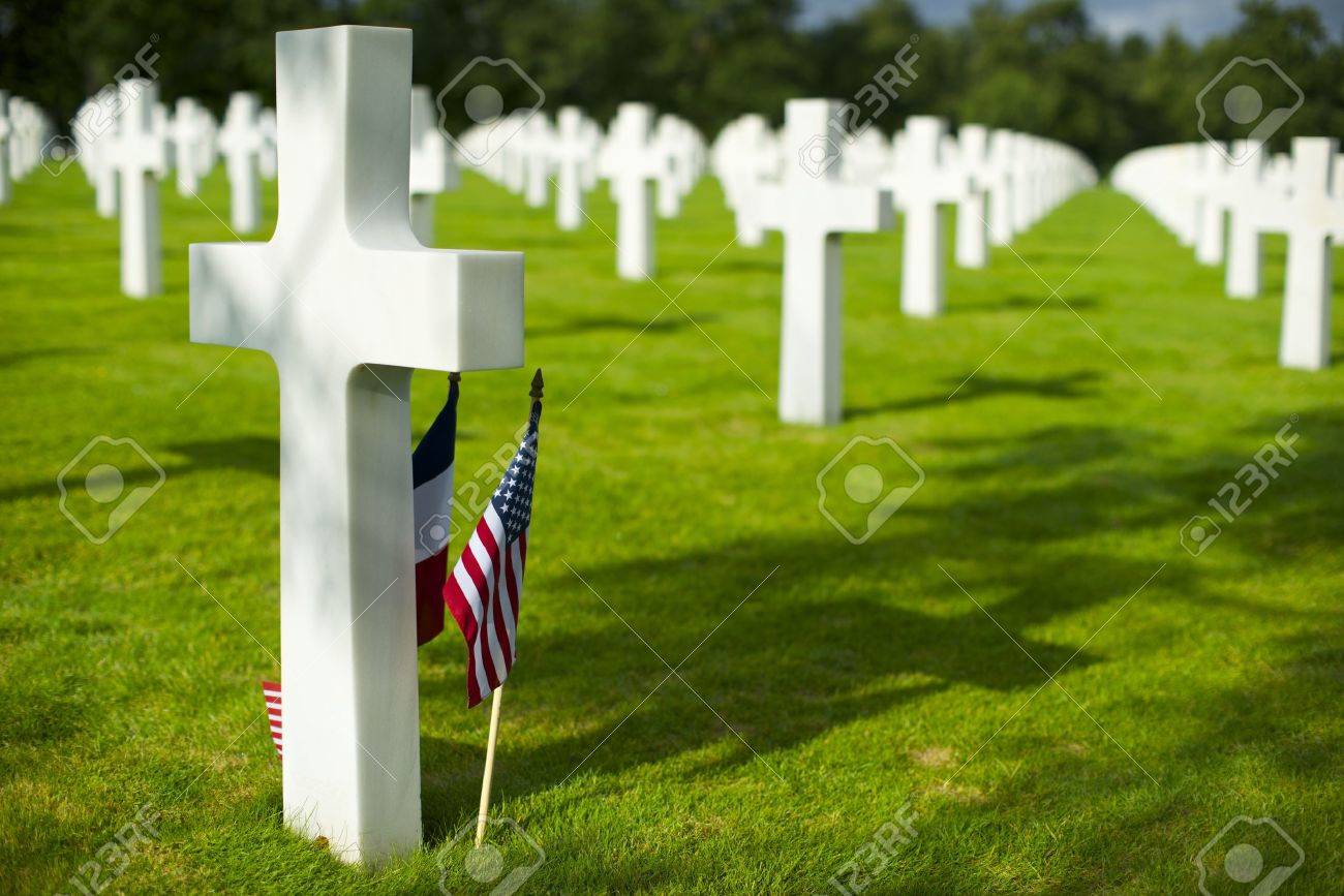 White crosses in American Cemetery, Coleville-sur-Mer, Omaha Beach, Normandy, France. - 37495610 White crosses in American Cemetery, Coleville-sur-Mer, Omaha Beach, Normandy, France. - 37495610