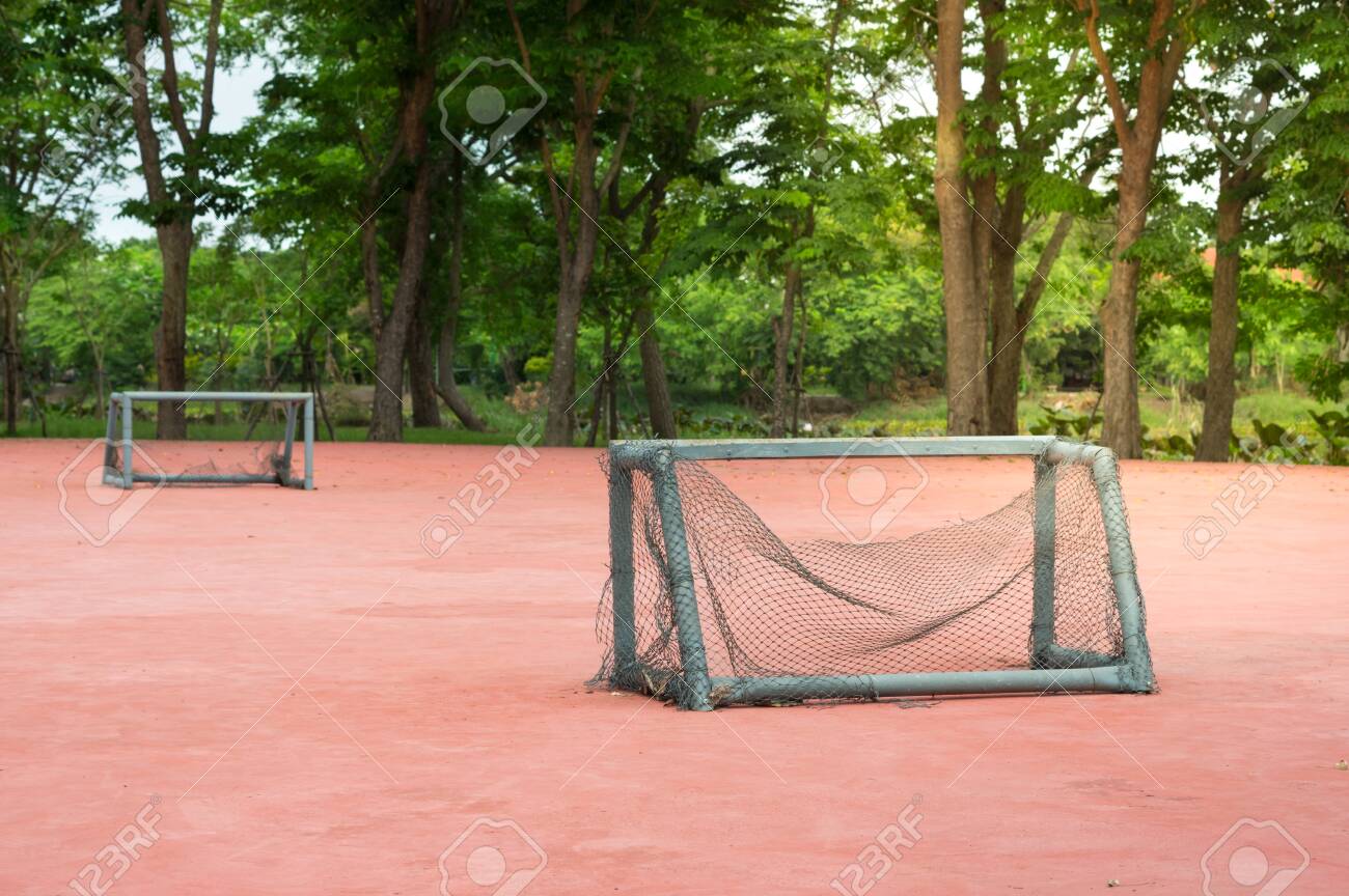 mini goal post
