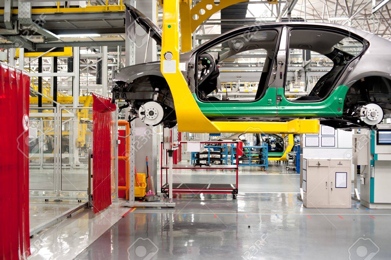 自動車製造工場 の写真素材・画像素材. Image 35784754.