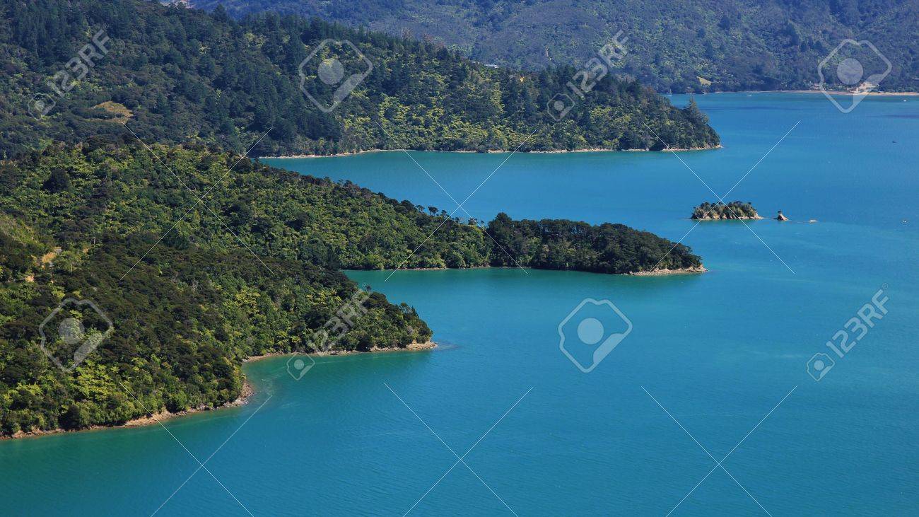 Schone Landschaft In Neuseeland Natur Hintergrund Lizenzfreie Fotos Bilder Und Stock Fotografie Image