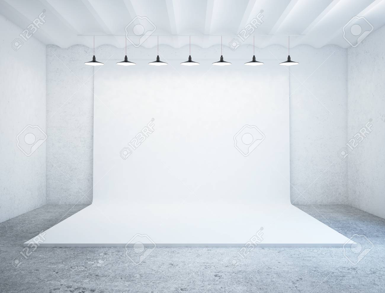 部屋の壁に灰色の塗料で白い背景 の写真素材 画像素材 Image