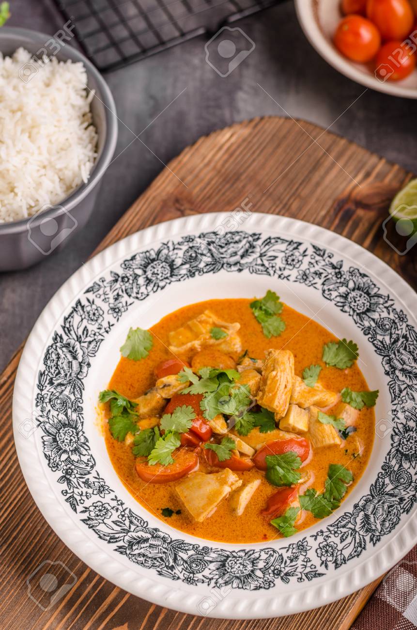 Pollo al Curry con Verduras Pollo al Curry con Verduras