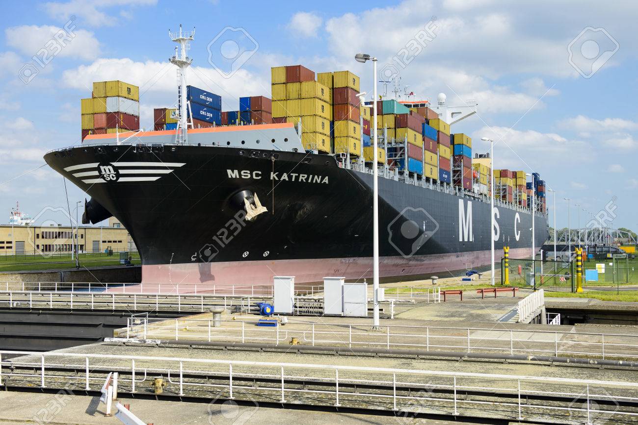 アントワープ港のアントワープ ベルギー 12 年 9 月 16 日 Msc カトリーナ の写真素材 画像素材 Image