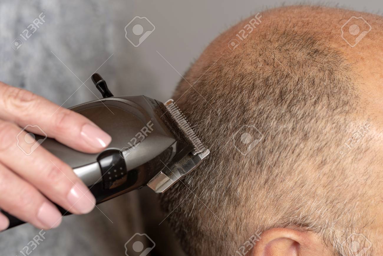 how to cut a balding man's hair with clippers