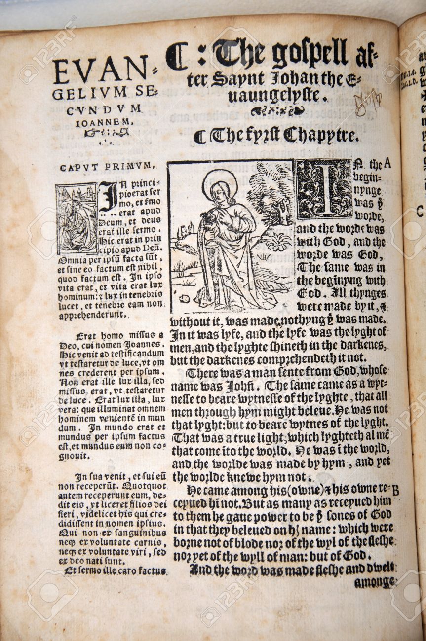 William ティンダル 1538年版の英語新約聖書 エラスムスのラテン語テキストと英語テキストを示したヨハネによる福音書からページをタイトルします リード貴重書コレクション ダニーデン ニュージーランド の写真素材 画像素材 Image