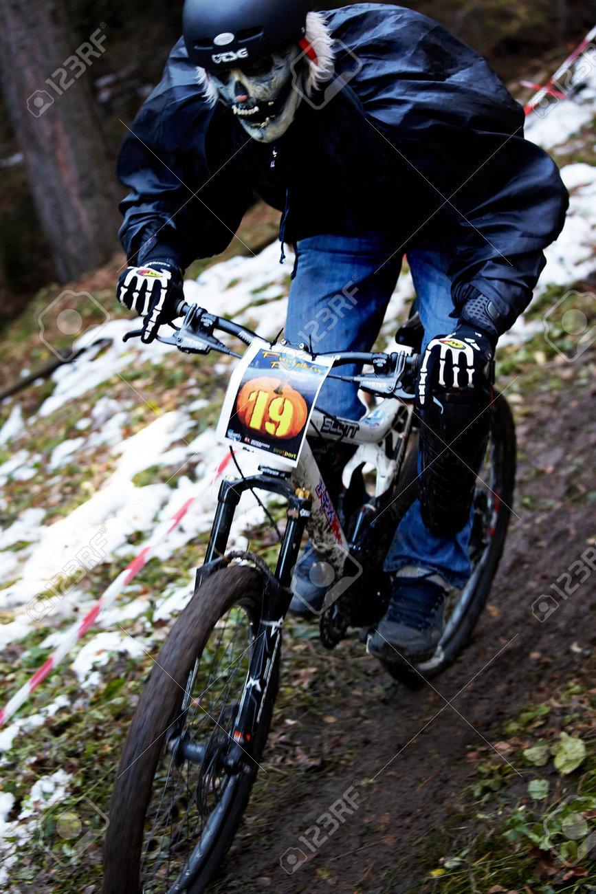 mini downhill mountain bike