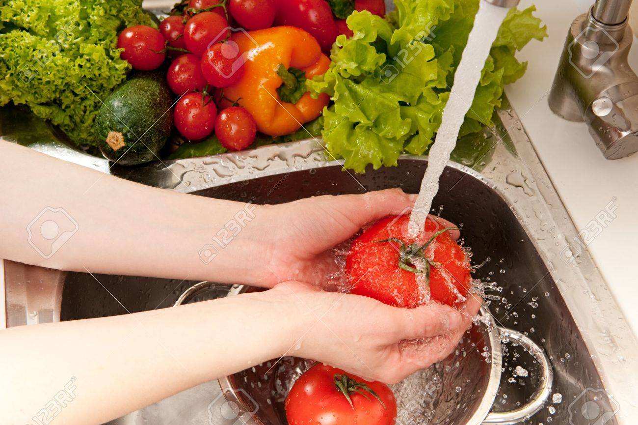 Vegetables washing, splashing water, fresh salad preparation - 13071119 Vegetables washing, splashing water, fresh salad preparation - 13071119