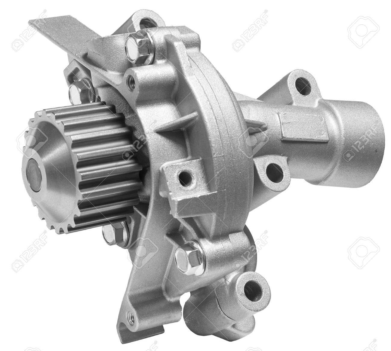 白い背景の車の冷却システムの水ポンプ の写真素材 画像素材 Image