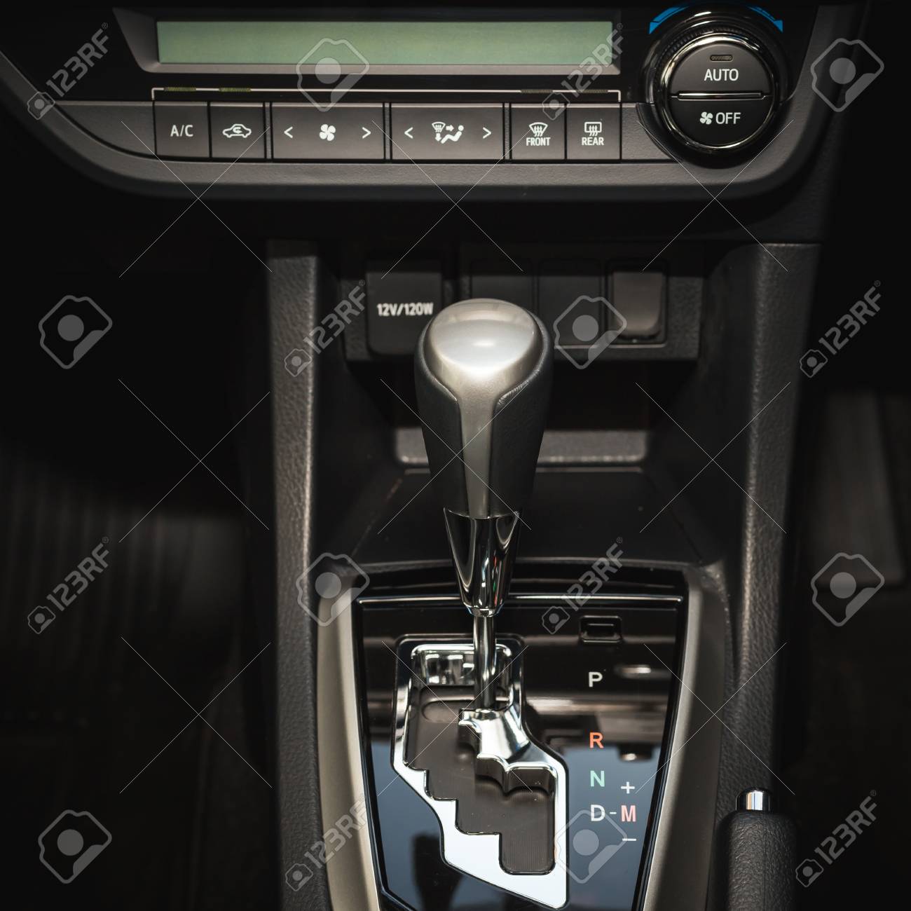 Détail Du Nouvel Intérieur De Voiture Moderne, Accent Sur L ... Détail Du Nouvel Intérieur De Voiture Moderne, Accent Sur L ...