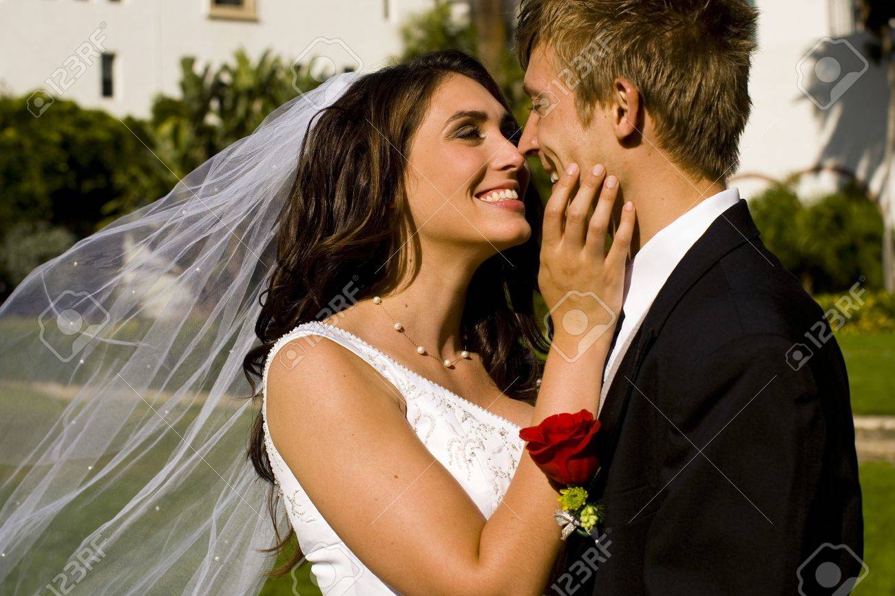 Happy bride and groom on their wedding day - 5259072 Happy bride and groom on their wedding day - 5259072