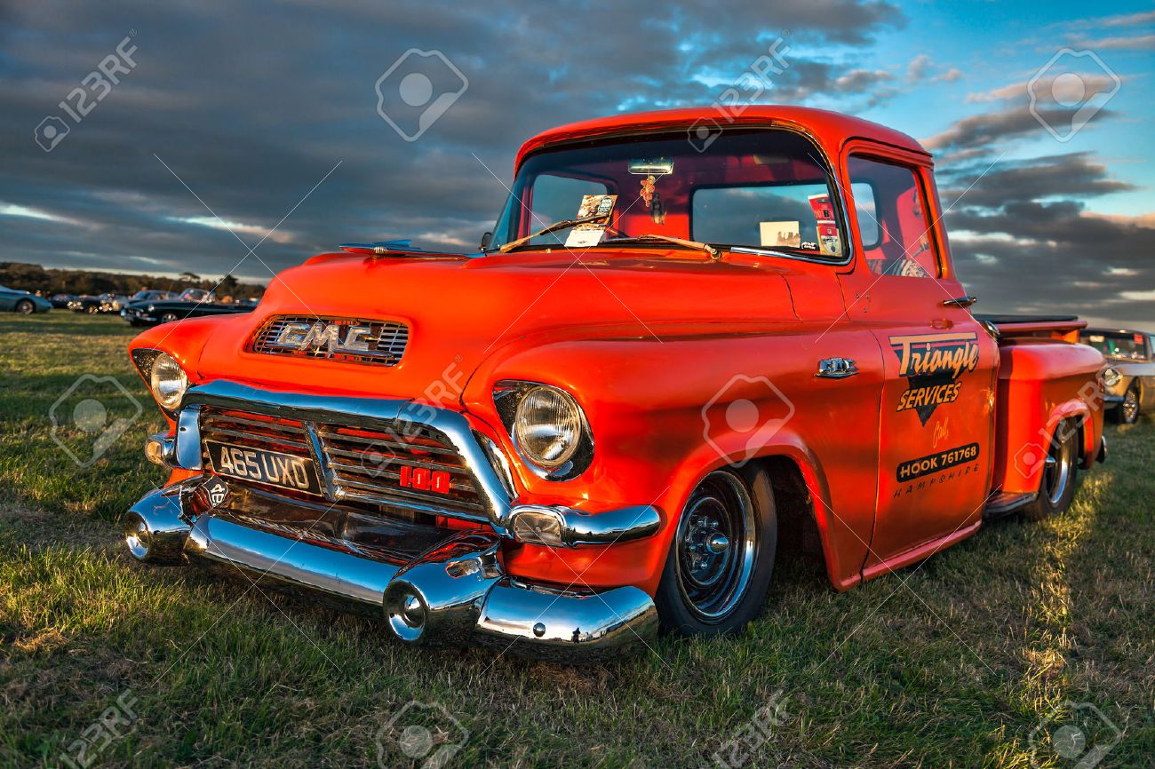 当時物 旧バンダイ ピックアップトラック アメ車 自動車 ブリキ 　旧車 空想カスタム昭和の国産トラックを70年代カスタムしたアメリカン