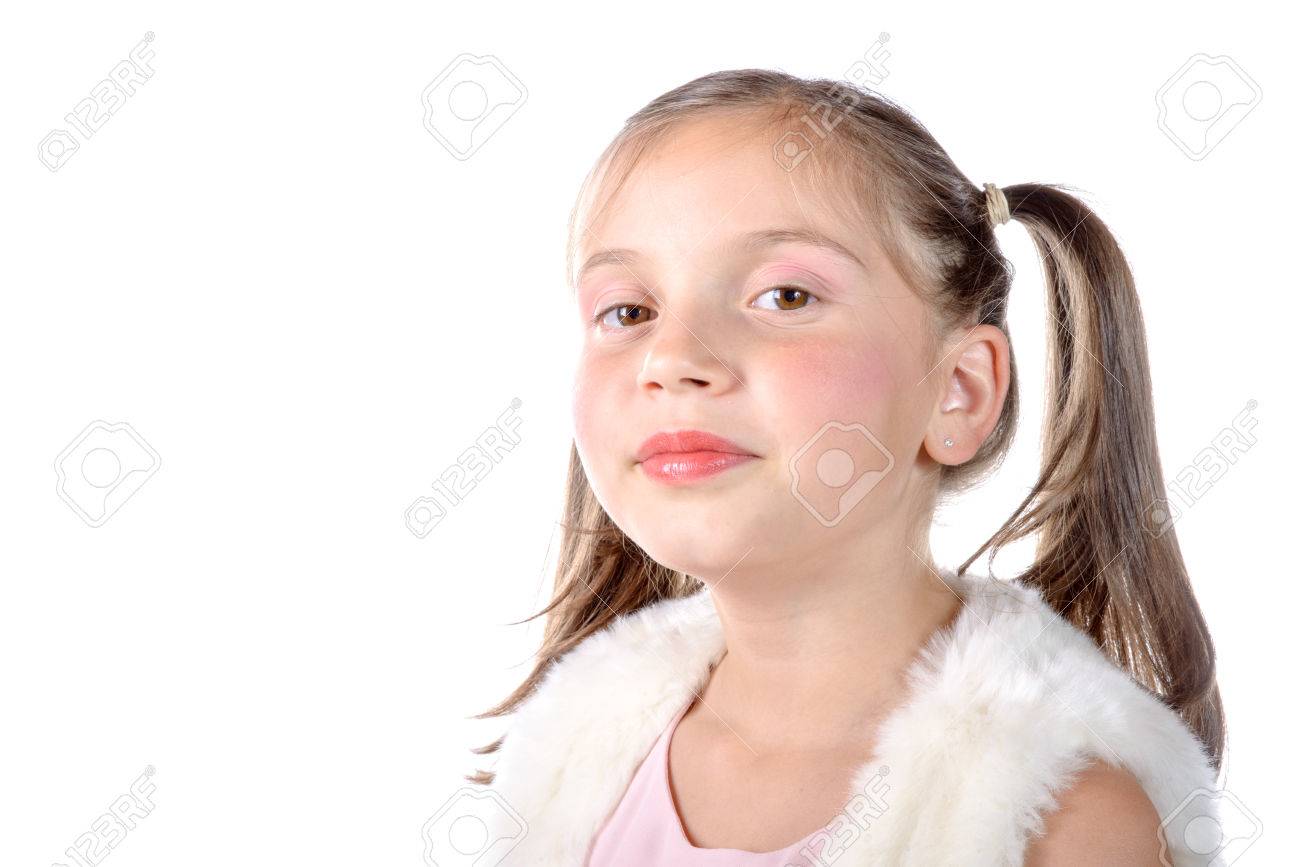 白い背景の上のおさげのかわいい女の子 の写真素材 画像素材 Image 35815383