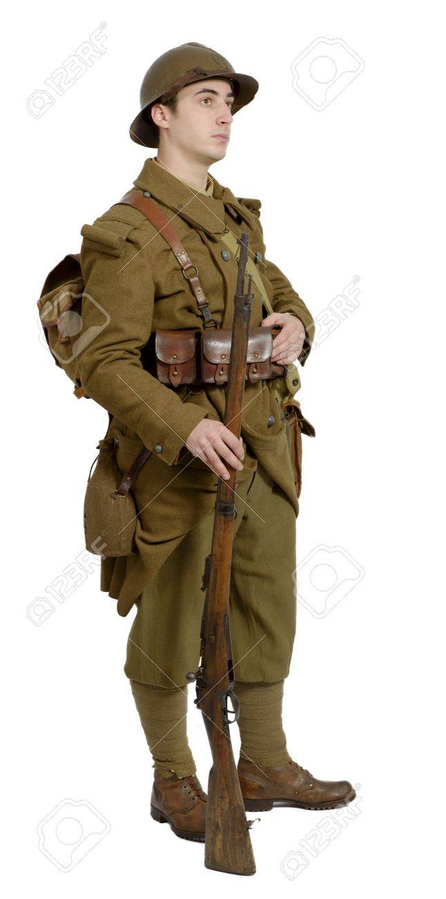 70072700-soldat-fran%C3%A7ais-en-1940-un