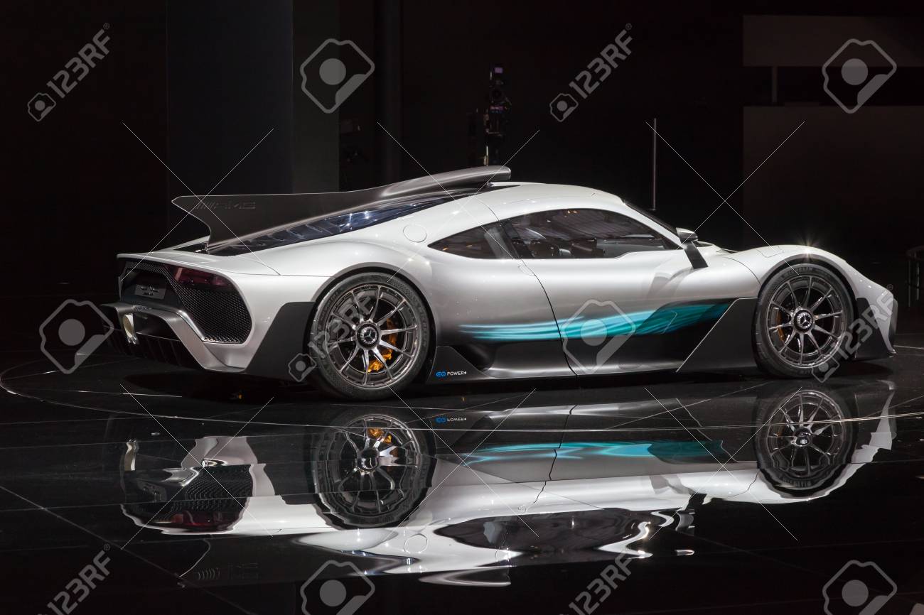 Сотрудничество ведущих специалистов инженерного и дизайнерского направлений