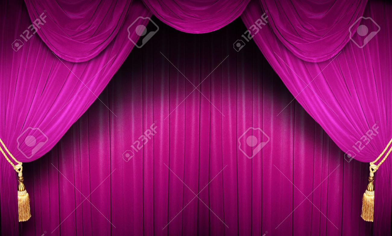 Rideau d\'un théâtre classique Rideau d\'un théâtre classique