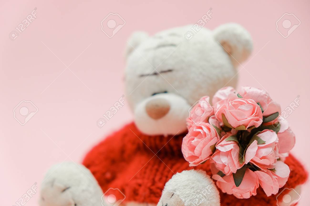 valentine's day flowers with teddy bear