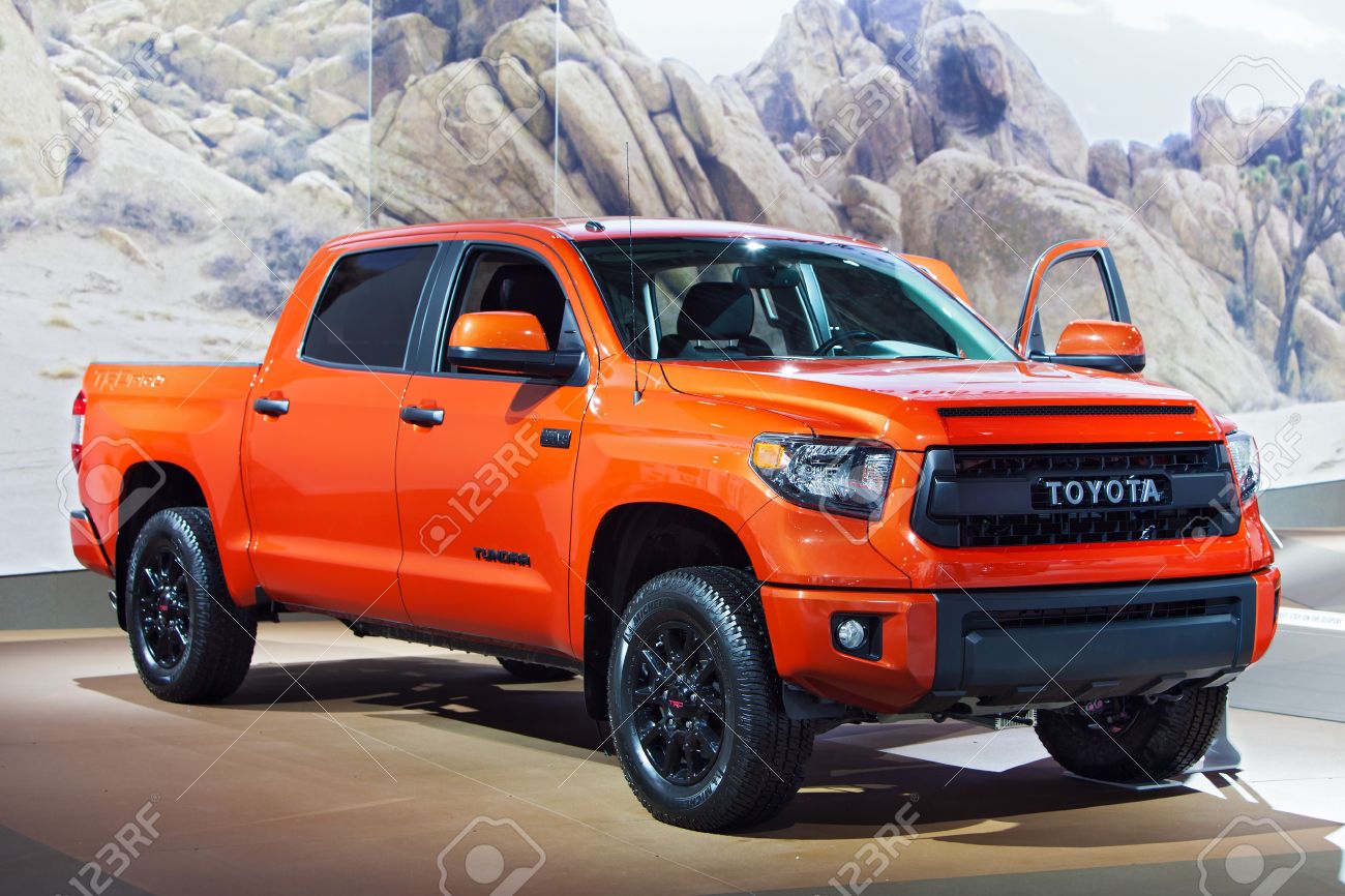 デトロイト 1 月 13 日 A トヨタ ツンドラ Trd Pro でトラック表示 15 年 1 月 13 日 15年北米国際自動車ショー デトロイト ミシガン州で の写真素材 画像素材 Image