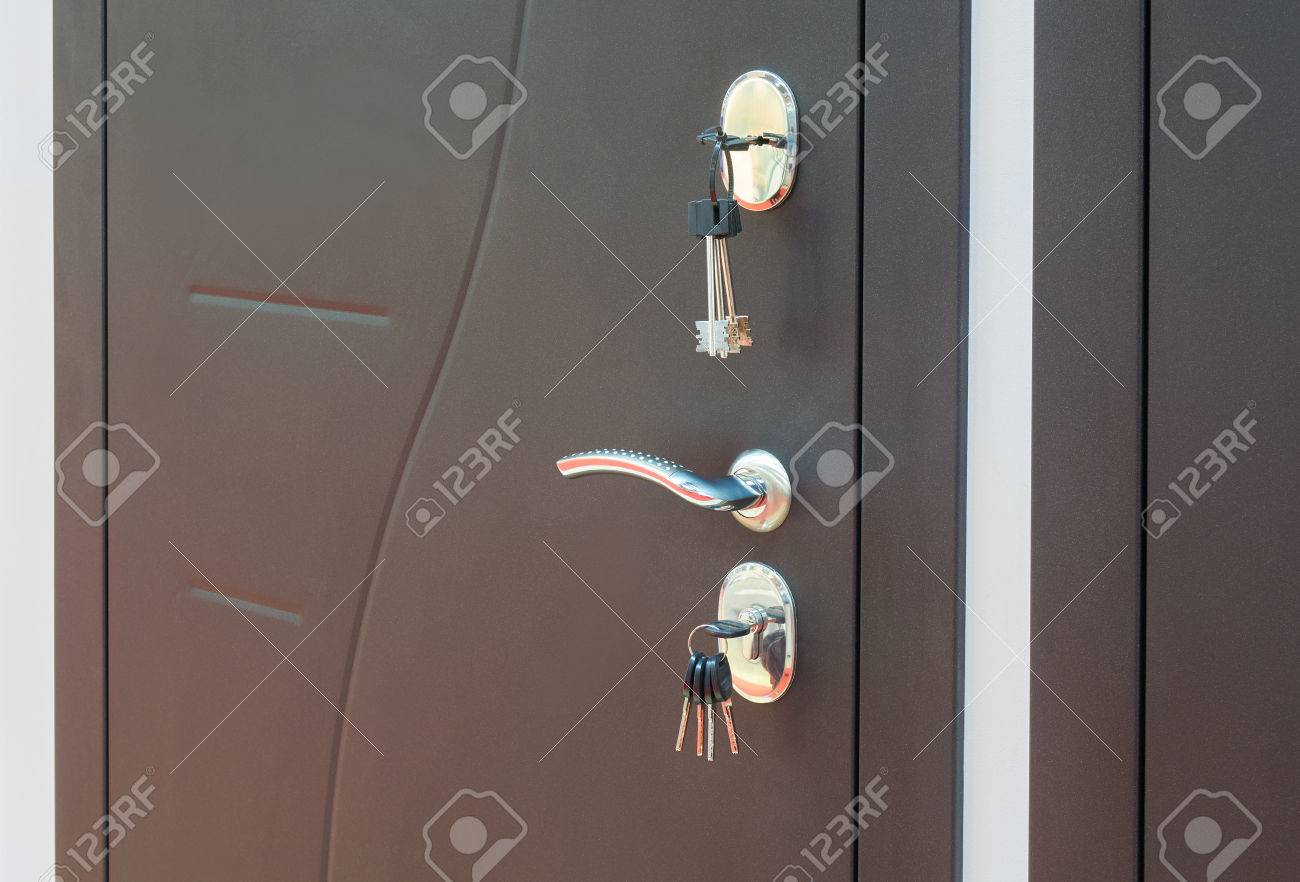 Puerta metalica exterior cerrojo