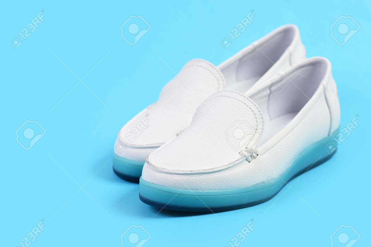 chaussure blanche a talon femme