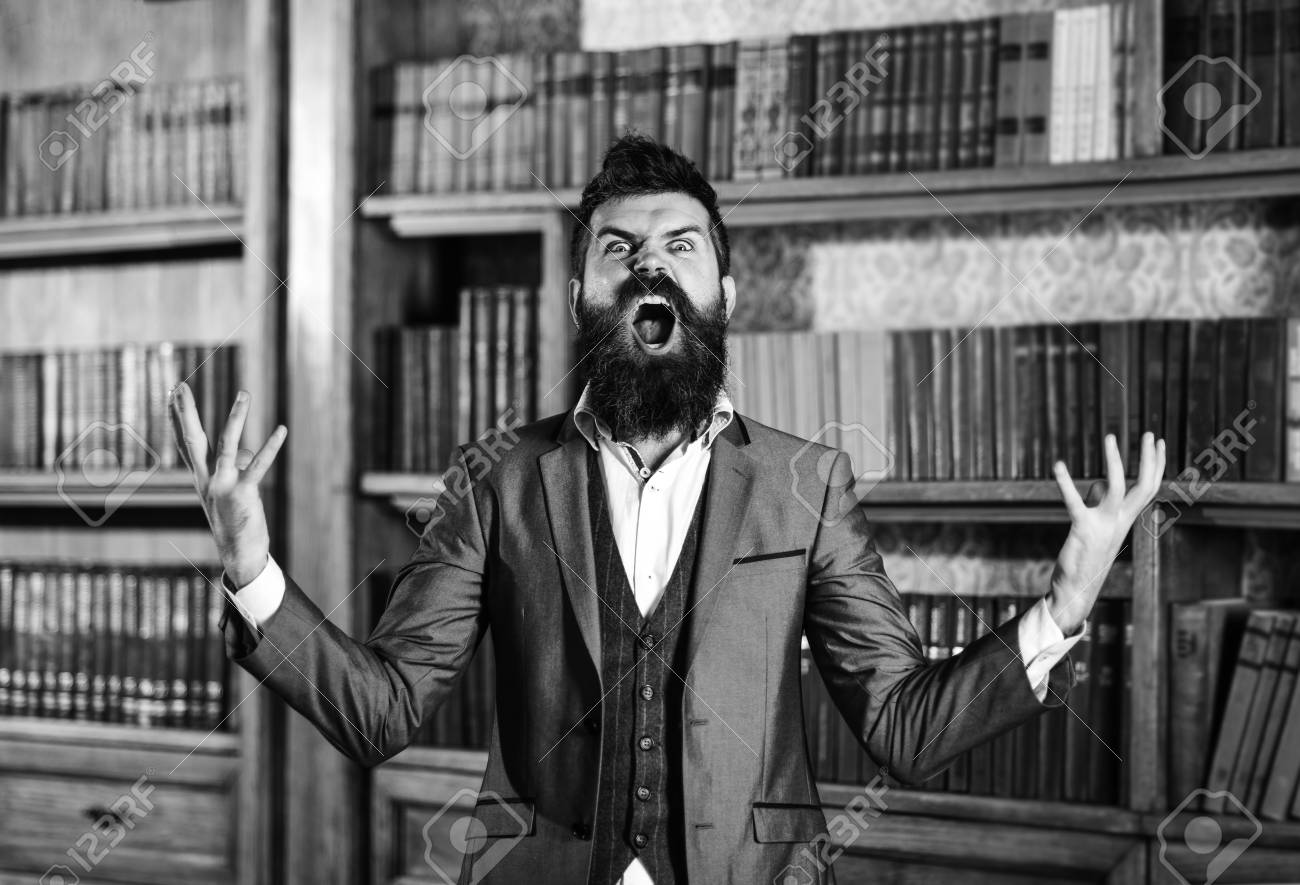 He is going the library. Люди в библиотеке. He is going the library. He is going the library. Студенты в библиотеке.