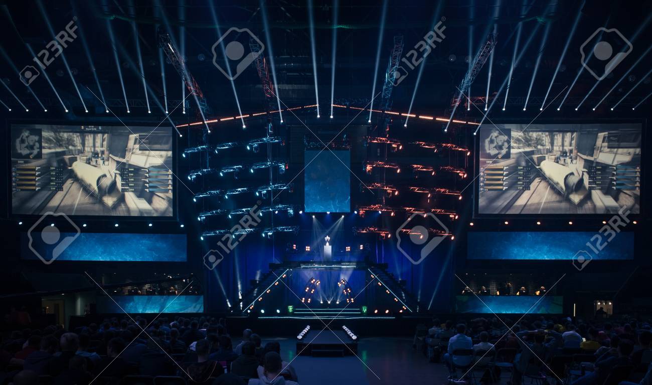 電子ゲーム大会はその勝者を探しています の写真素材 画像素材 Image