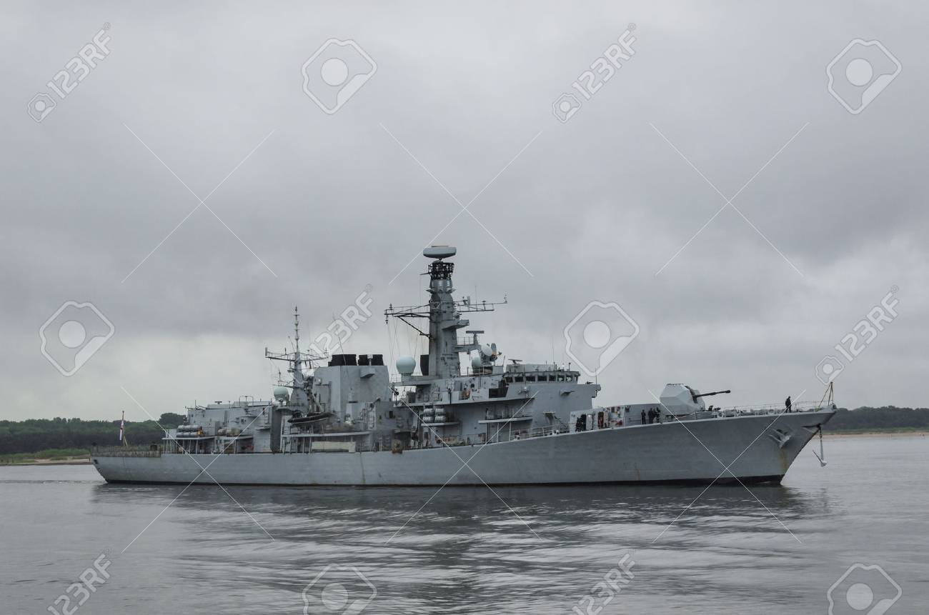 FRIGATE - His Majesty's Royal British Ship sails into the sea - 83021378 FRIGATE - His Majesty's Royal British Ship sails into the sea - 83021378