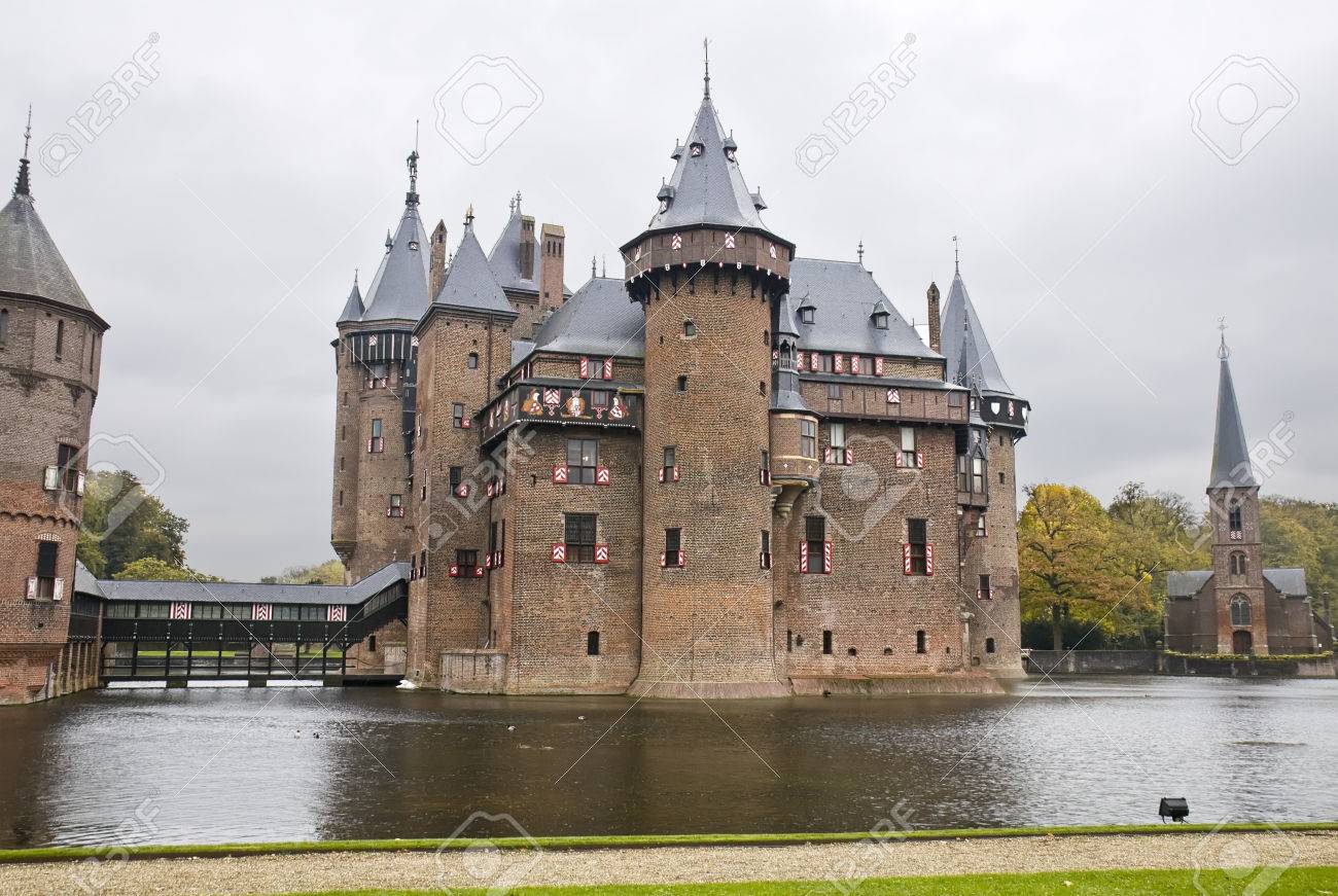 オランダのユトレヒト州の Haarzuilens 近くの城 デ ハール の写真素材 画像素材 Image