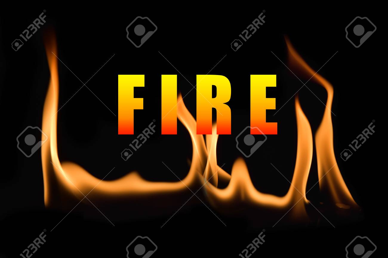 炎の火の暗いスーツケース言葉遣いで の写真素材 画像素材 Image