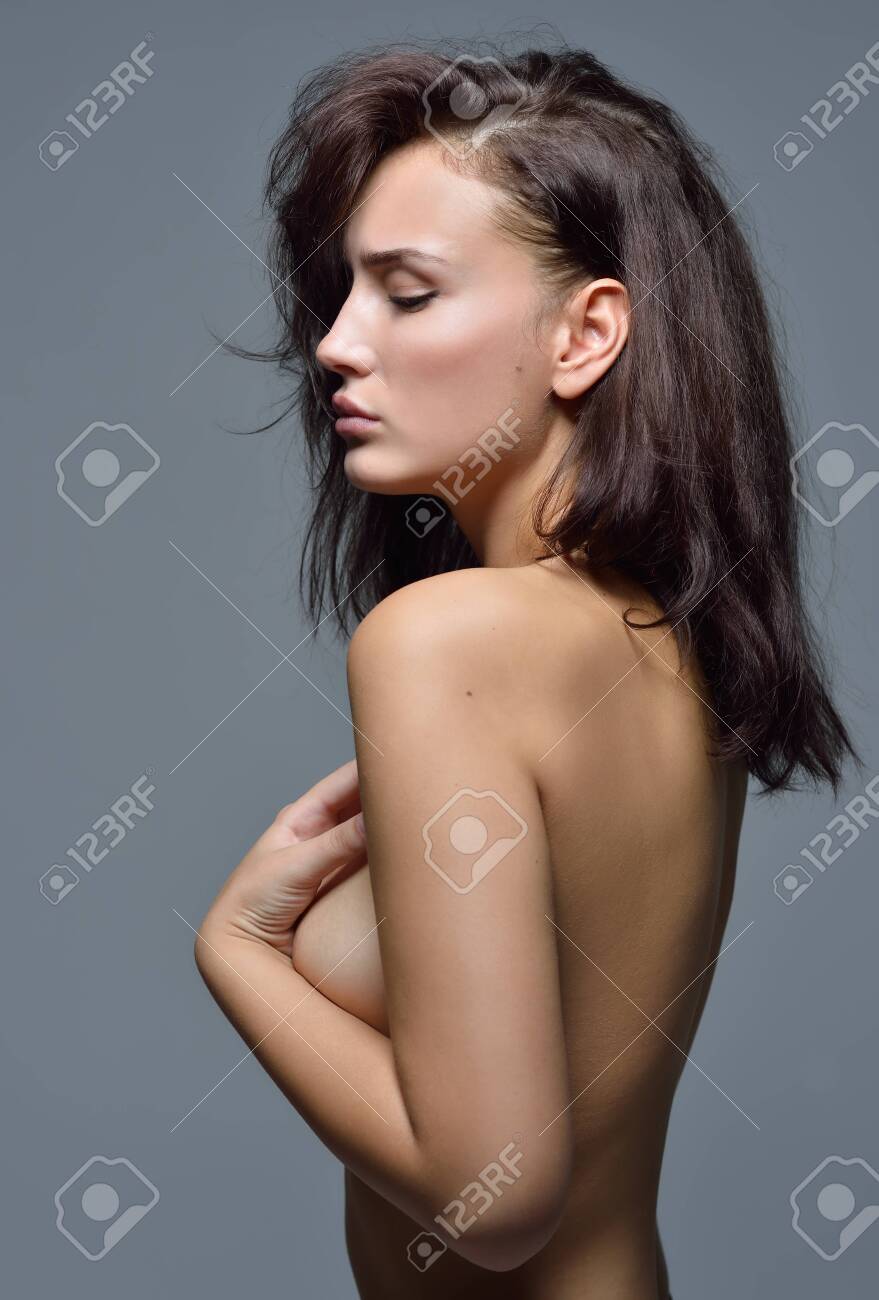 Brown hair women nude