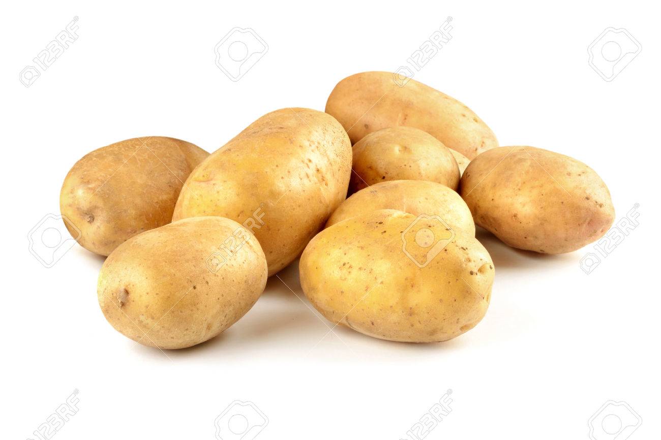 Bunch of fresh potatoes isolated on a white background. - 39553361 Bunch of fresh potatoes isolated on a white background. - 39553361