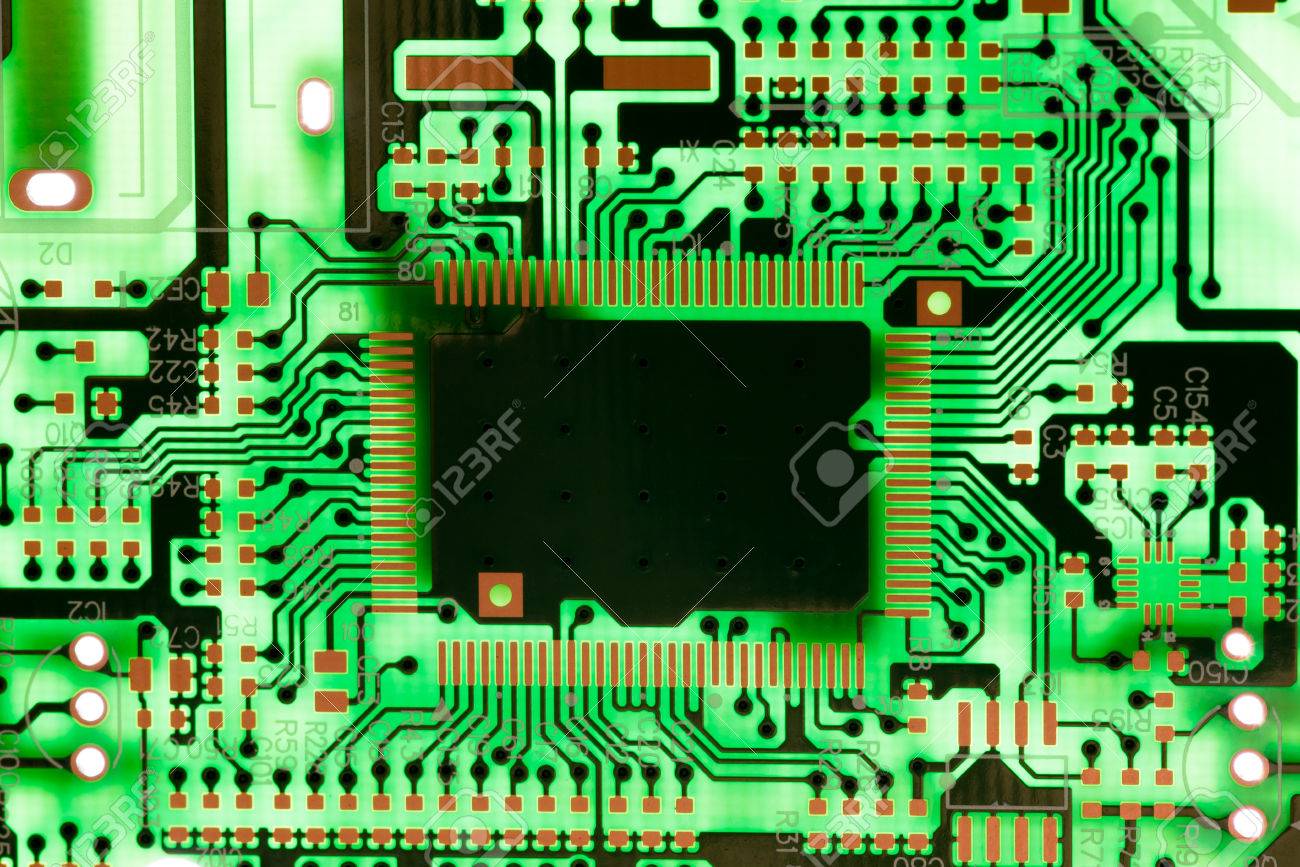 메인 보드 배경 (메인 보드, CPU 마더 보드, 로직 보드, 시스템 보드 또는 Mobo) 기술 전자 회로 닫습니다. 로열티 무료  사진, 그림, 이미지 그리고 스톡포토그래피. Image 77131747