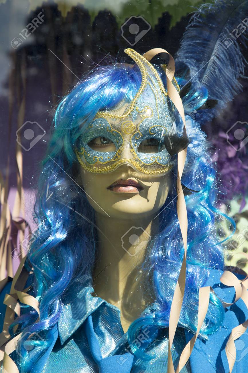 peluca azul para fiestas