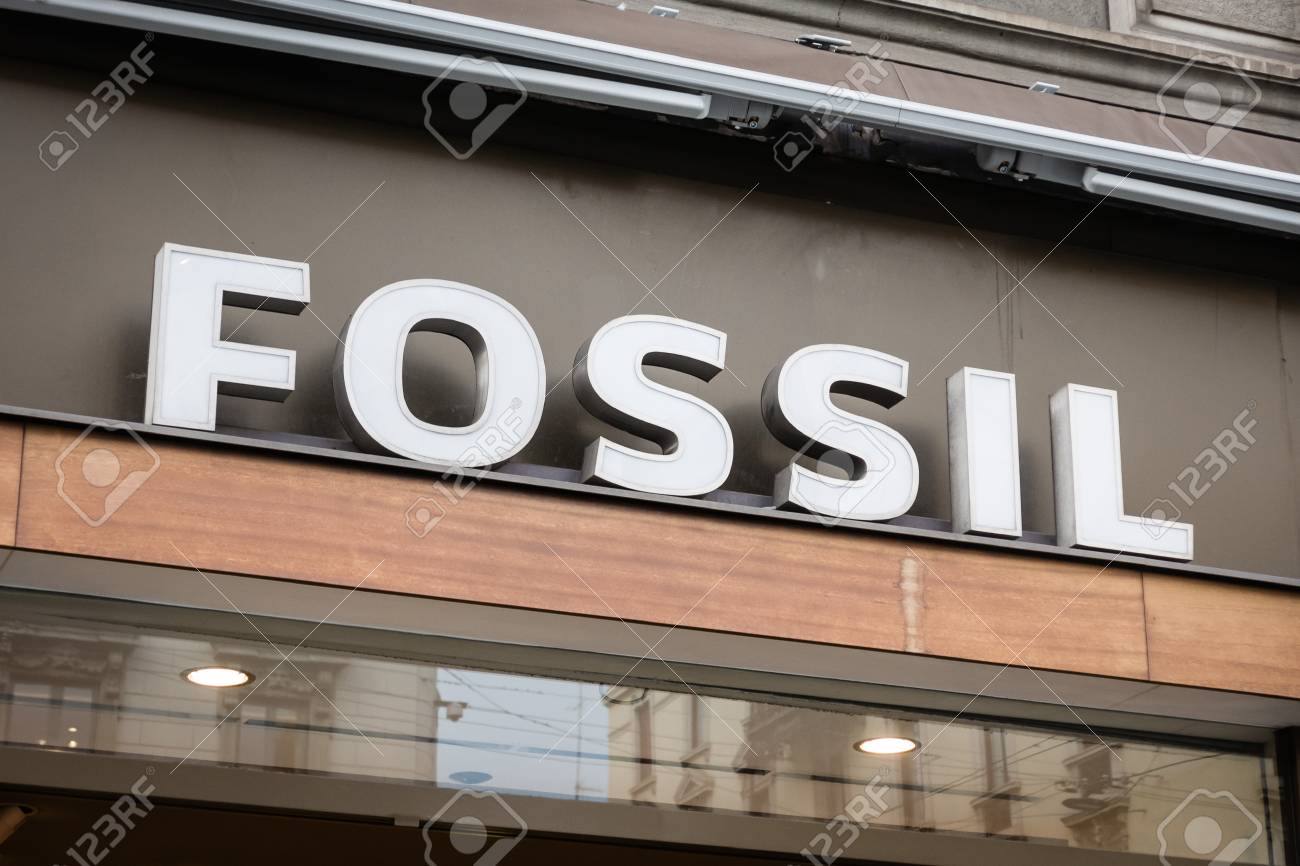 Fossil top europe store